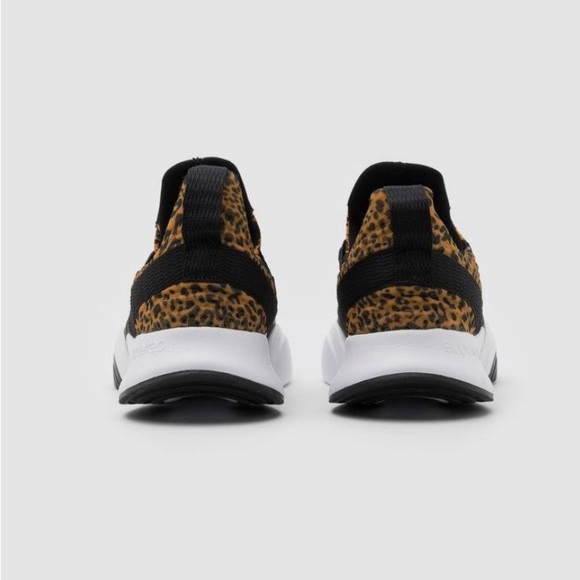 SOLD- Nike Superrep Groove 8 Running Animal Print Shoes - Picture 3 of 13